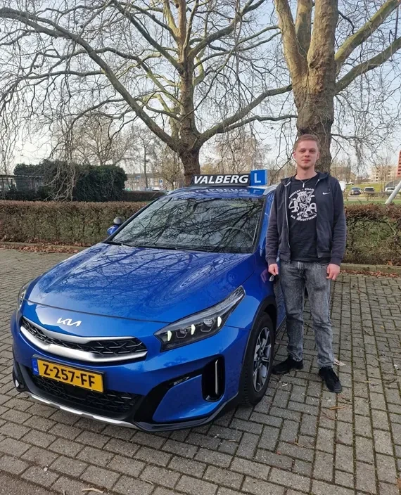 Jasper geslaagd bij Autorijschool Valberg