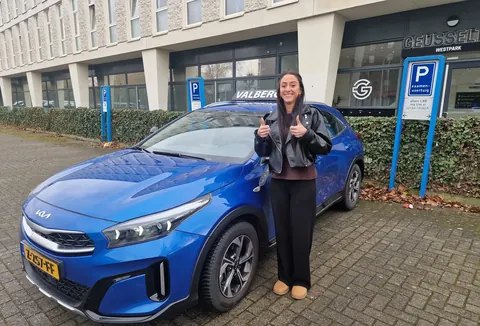 Kyra Notermans geslaagd bij Autorijschool Valberg